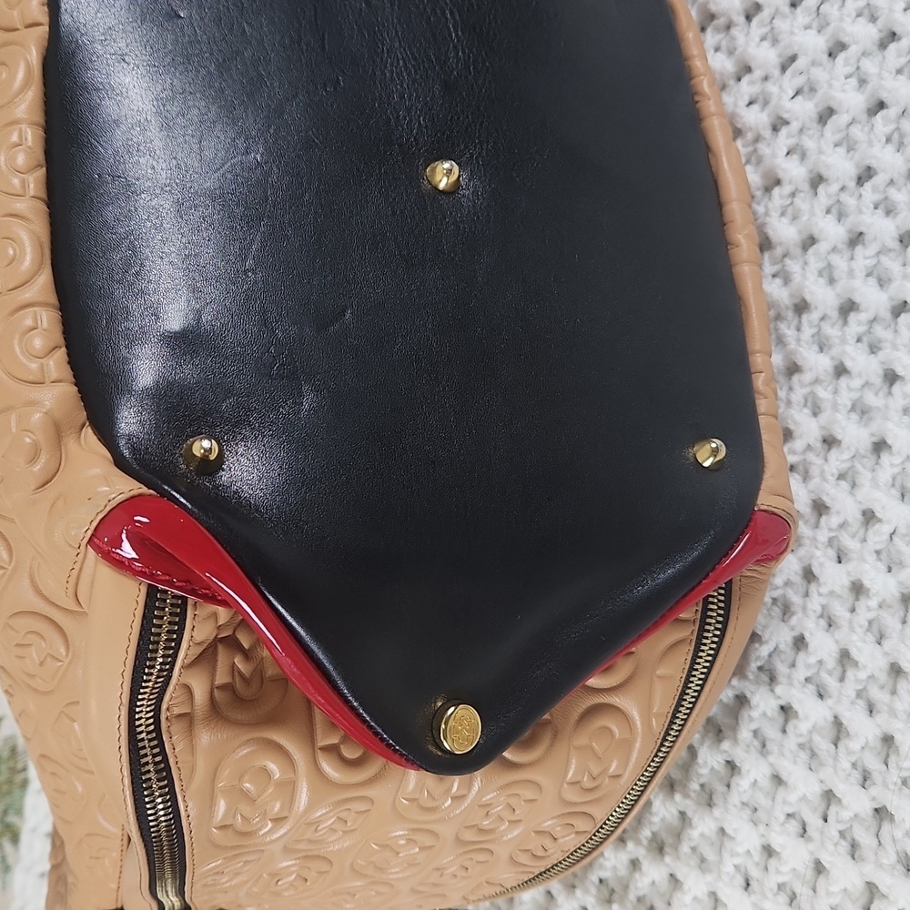 Marino Orlandi backpack or shoulder bag Huge-os with gold hardware - Picture 6 of 11